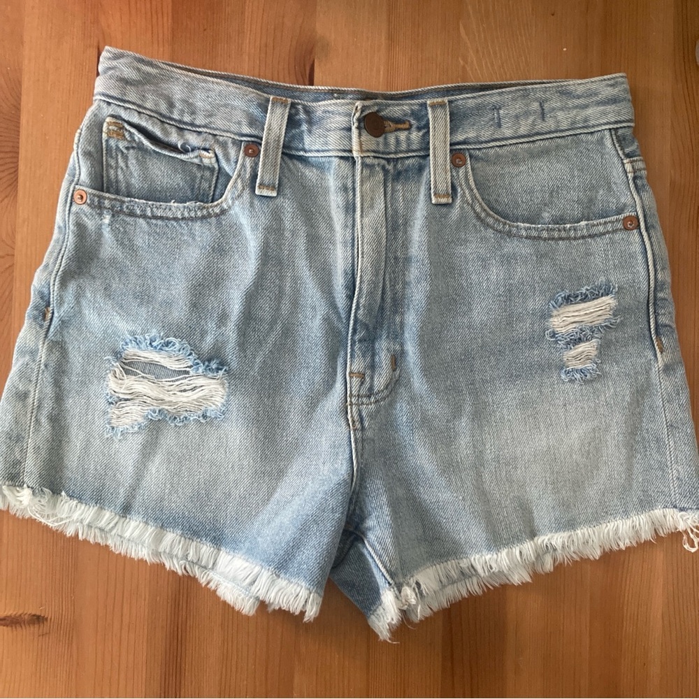 Madewell The Mom Jean Short - 25 - Classic Denim Cutoffs - High Waist